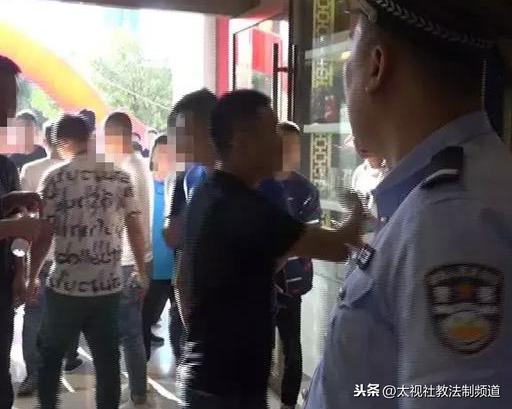 情侣网名最新版推荐，小巷深处的浪漫小店 2017年精选