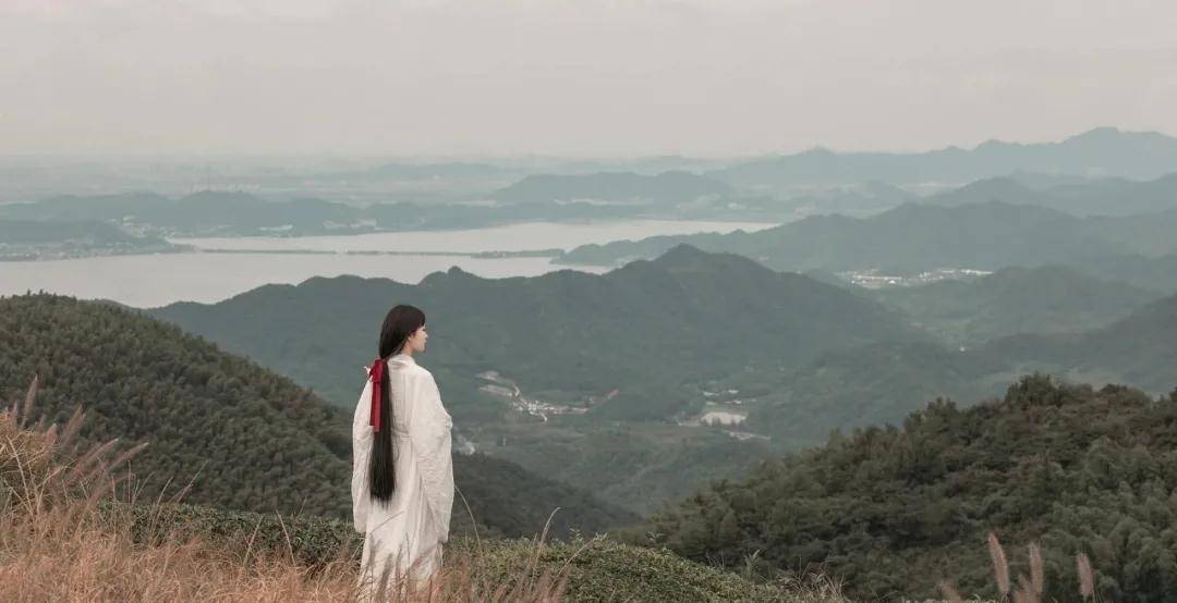 中华上下五千年最新版，自然美景的探索之旅