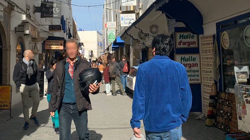 PSVR最新体验，探索隐藏于都市小巷的独特小店奇遇
